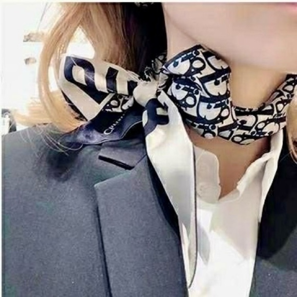 👛 *D*I*O*R* Monogram Print Twilly Bandeau Wrap Scarf - Blue - Picture 3 of 11